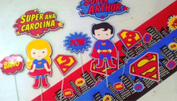 Topo de Bolo Super Man e Supergirl Studio