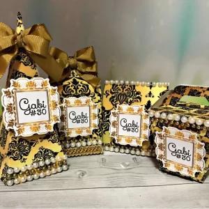 Arquivo de Corte Dourado e Preto Studio